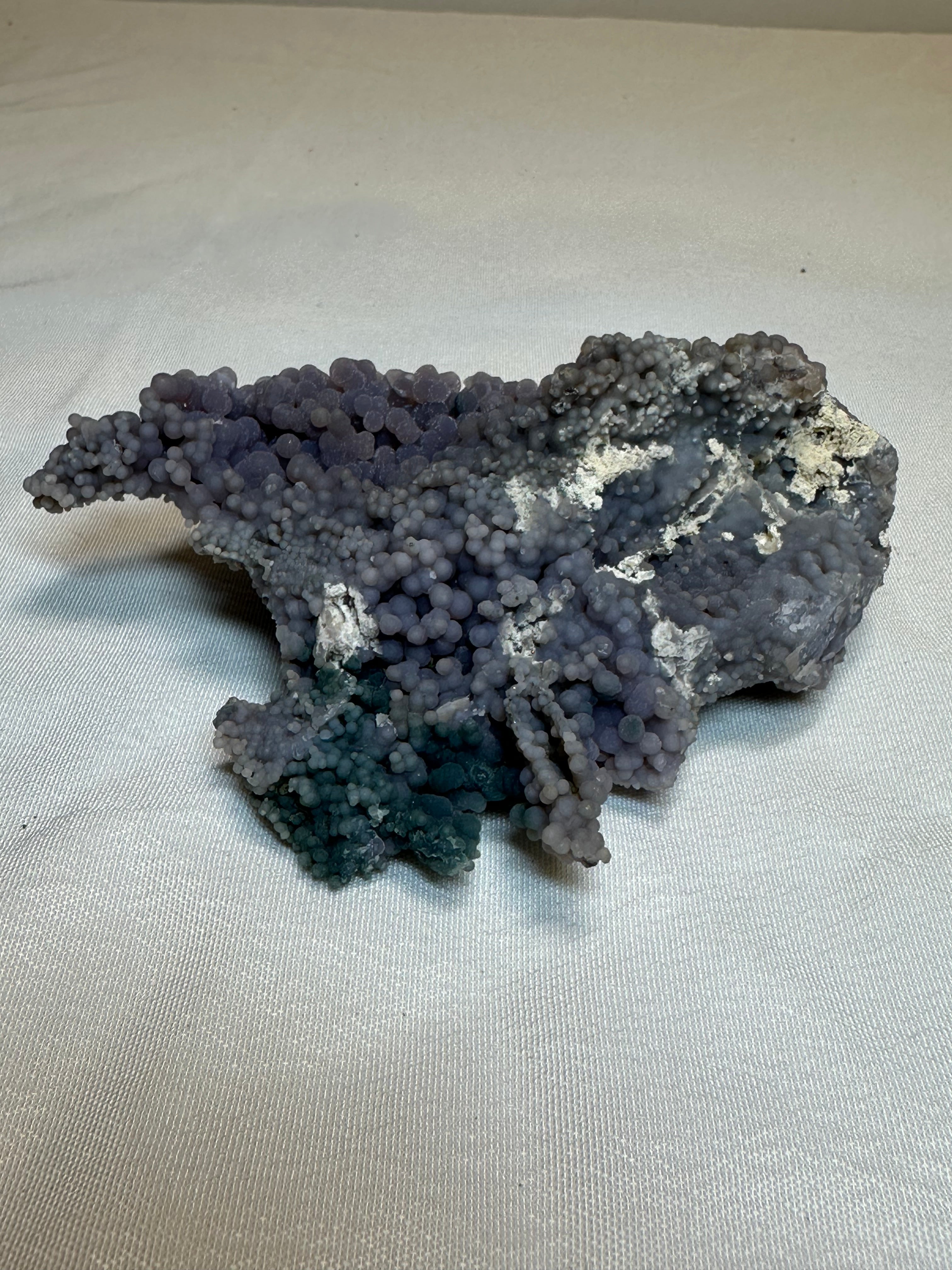 Agate raisin violet (Calcédoine)