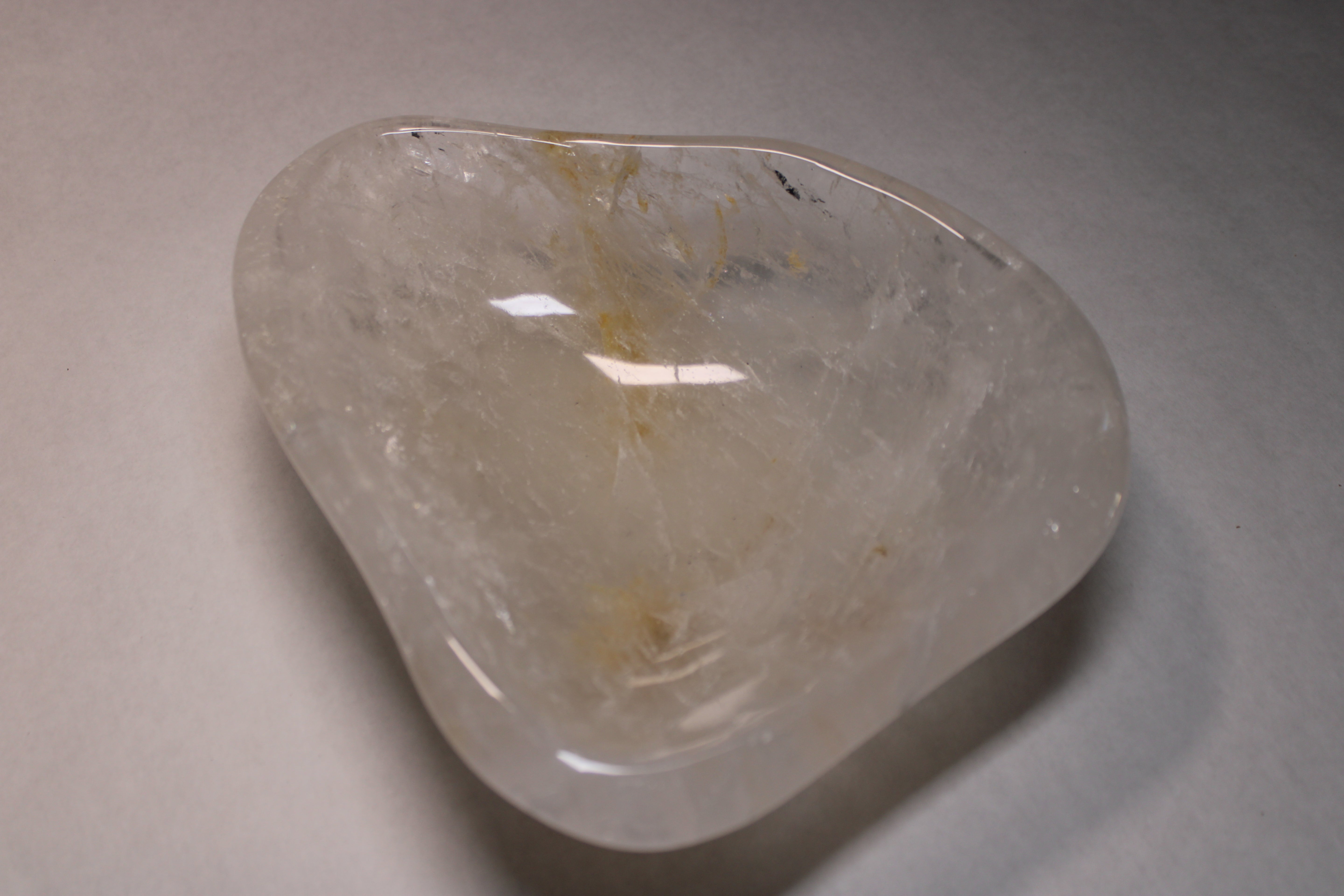 Cuenco de cristal transparente (Madagascar)